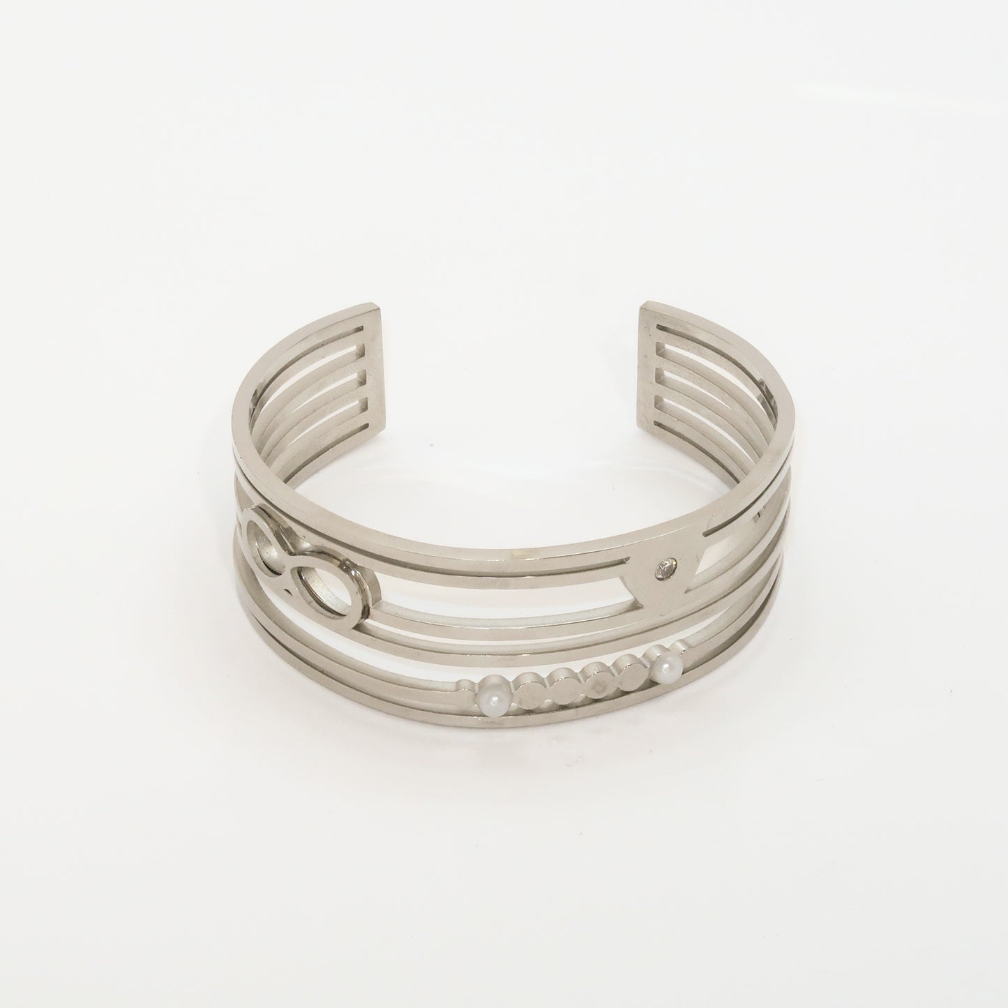 Pearl Accent Infinity Bangle