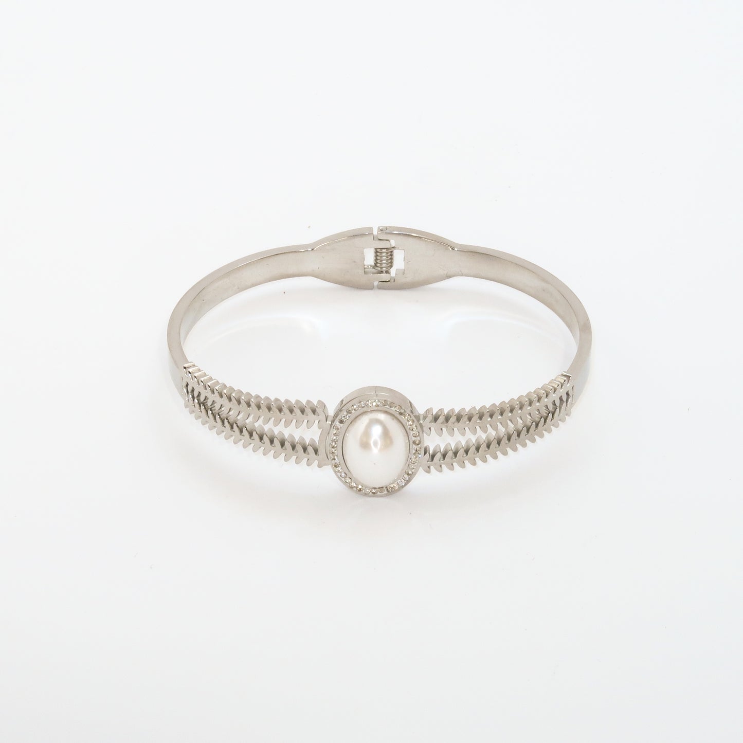 Pearl Halo Bangle