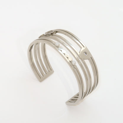 Pearl Accent Infinity Bangle
