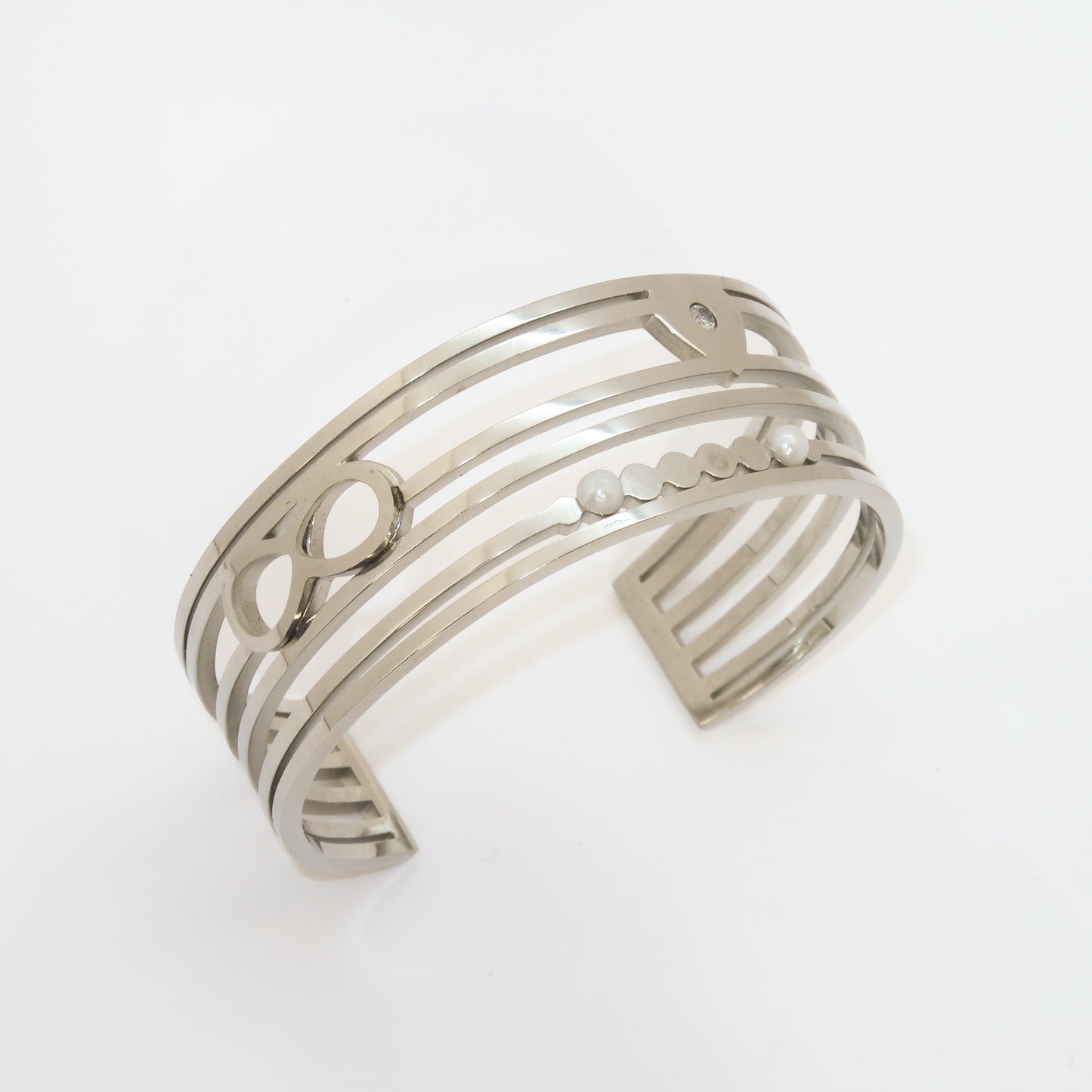 Pearl Accent Infinity Bangle
