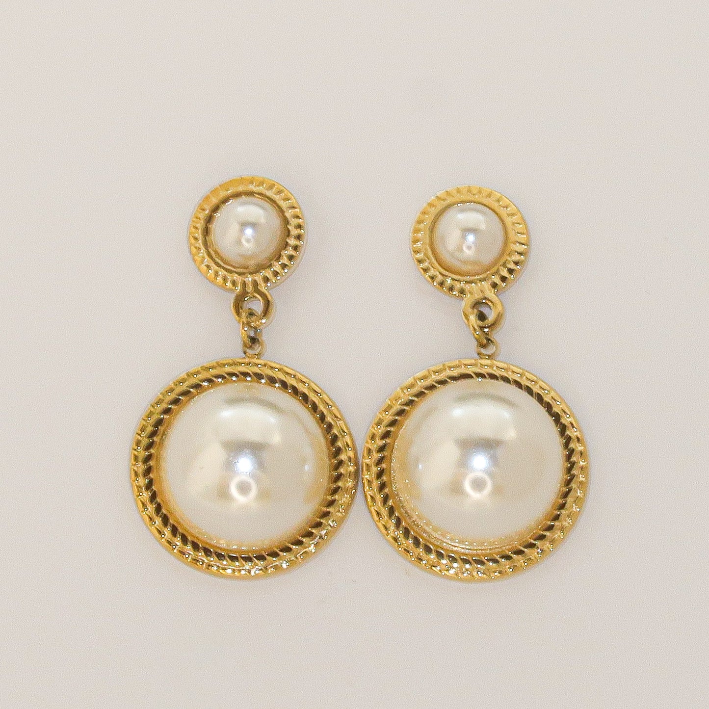 Golden Halo Pearls Earrings