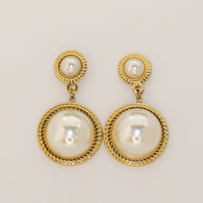 Golden Halo Pearls Earrings