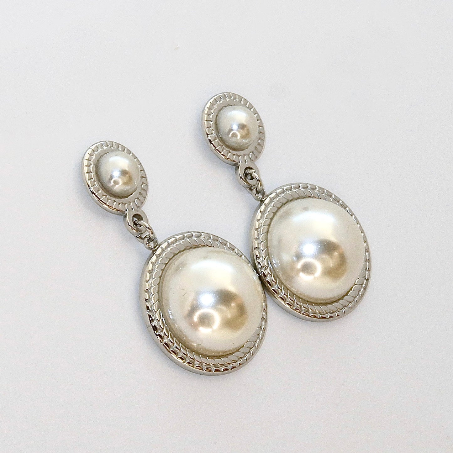 Golden Halo Pearls Earrings